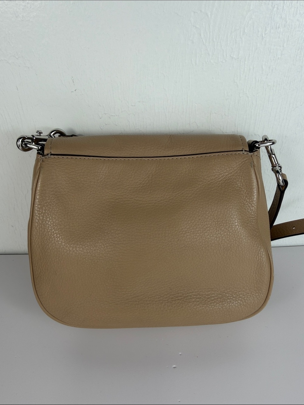 Marc Jacobs Tan Crossbody Saddle Bag - Picture 4 of 13